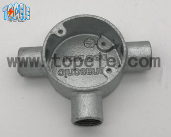 Aluminium / żelazo plastyczne BS4568 Przewód trójstronny skrzynia łącznikowa Długa żywotność
